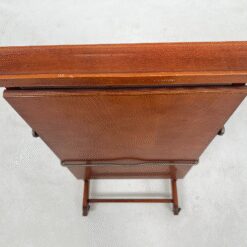 Kelnių lygintuvas “Reguitti” 32x44x89 cm