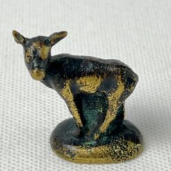 Žalvarinė elniuko statulėlė 2,5×3,5×4,5 cm