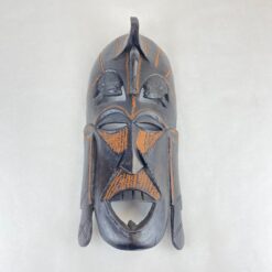 Medinė afrikietiška kaukė 9x21,5x50 cm