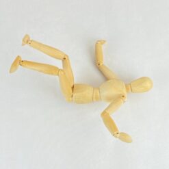 Medinė statula – dailininko manekenas 5x8x31 cm