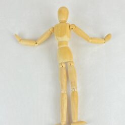 Medinė statula – dailininko manekenas 5x8x31 cm