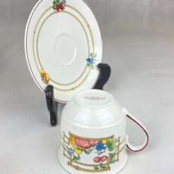 Porcelianinis “Villeroy Boch” serijos “Mon Jardin” puodelis 180 ml 7,5×9,5×7 cm su lėkštute 15x15x2 cm 2 vnt. komplektas