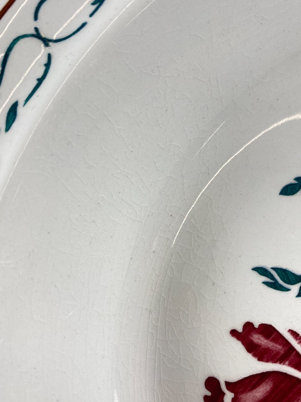 HN0212-puodai-dubenys-asociai-11 Porcelianinis “Villeroy Boch” apvalus dubuo 24,5×24,5×5 cm