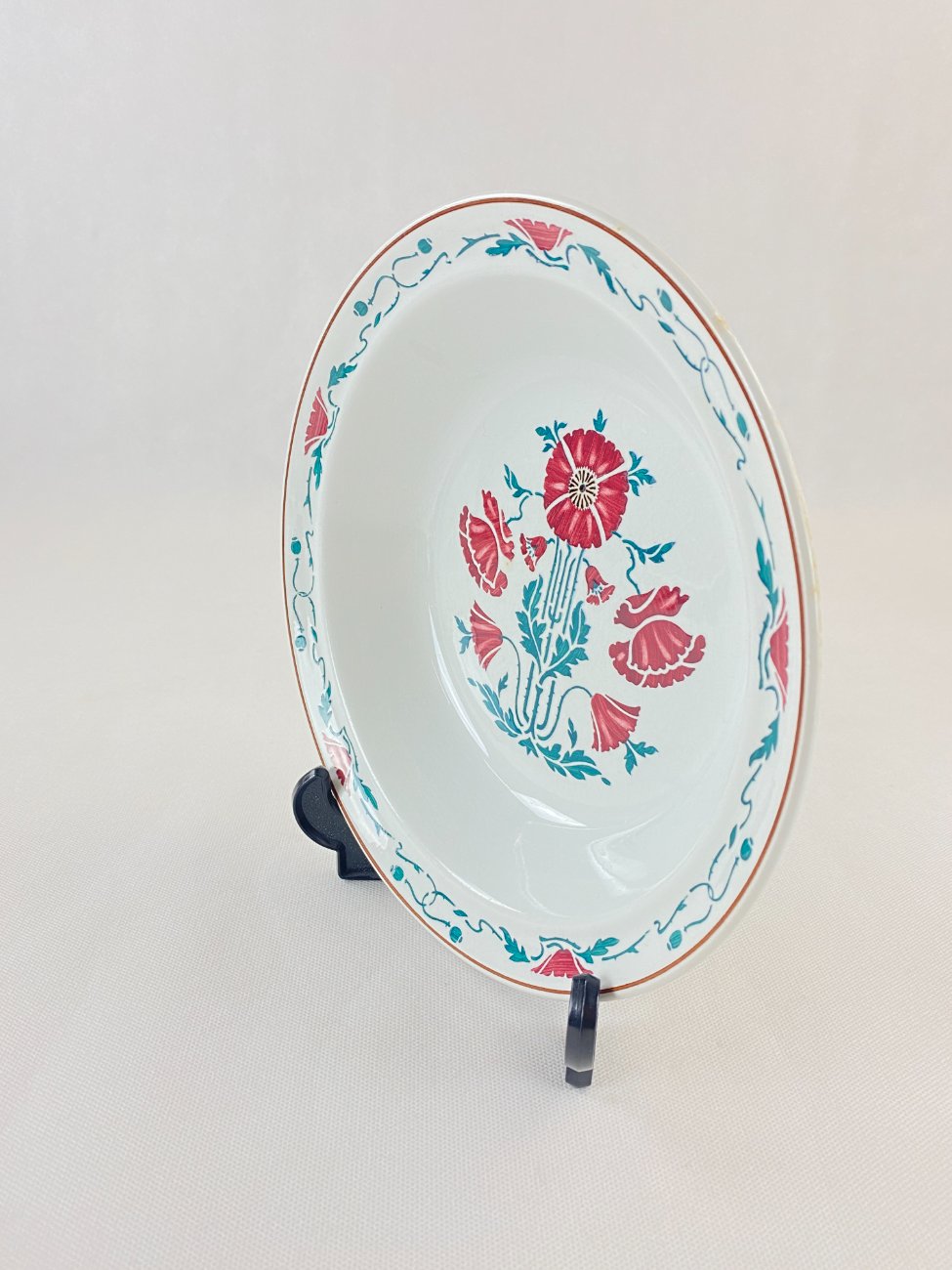HN0212-puodai-dubenys-asociai-3 Porcelianinis “Villeroy Boch” apvalus dubuo 24,5×24,5×5 cm
