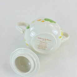 Porcelianinė “Villeroy Boch” serijos “Geranium” cukrinė 9×13,5×11,5 cm