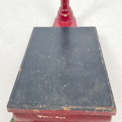 Vintažinės, mechaninės svarstyklės iš ketaus ir metalo 58x44x143 cm