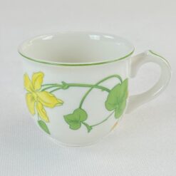 Porcelianinis “Villeroy Boch” serijos “Geranium” puodelis 120 ml 7×9,5×6 cm