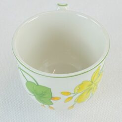 Porcelianinis “Villeroy Boch” serijos “Geranium” puodelis 120 ml 7×9,5×6 cm