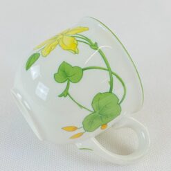 Porcelianinis “Villeroy Boch” serijos “Geranium” puodelis 120 ml 7×9,5×6 cm