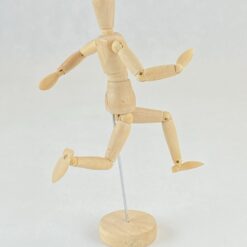 Medinė statula ant postamento – dailininko manekenas 5,5x6x23 cm