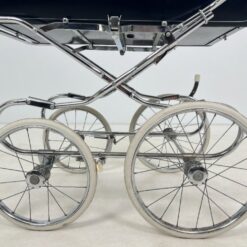 Vintažinis angliškas “Silver Cross” kūdikio vežimėlis 116x60x120 cm