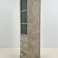 Sendintas provanso stiliaus bufetas su keturiais stalčiais 46x55x191 cm