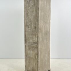 Sendintas provanso stiliaus bufetas su keturiais stalčiais 46x55x191 cm