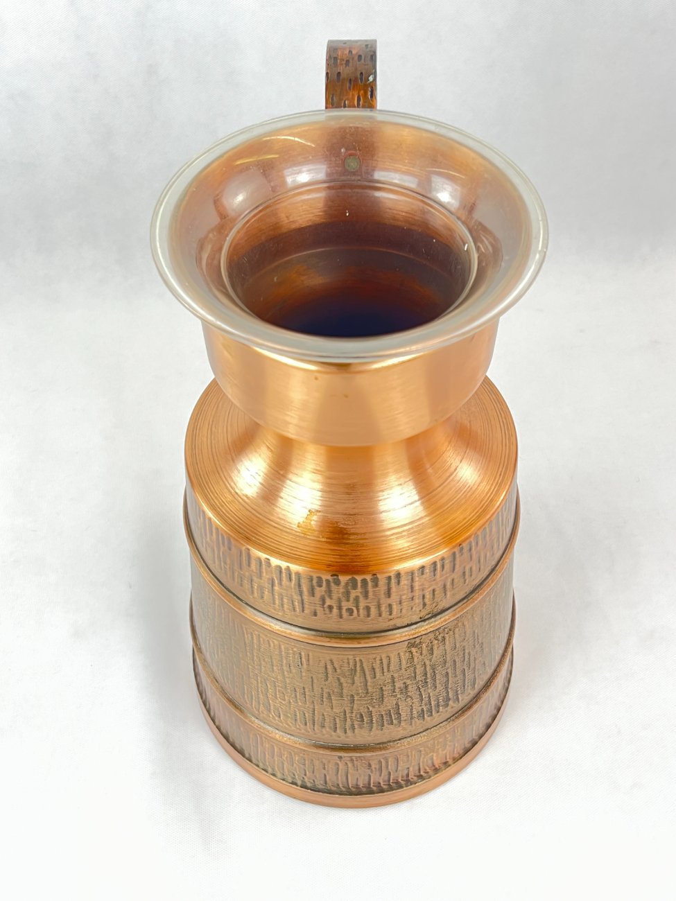 HN0289-metaliniai-indai-5 Varinis ąsotis su plastikiniu įdėklu 22,5x30x38,5 cm