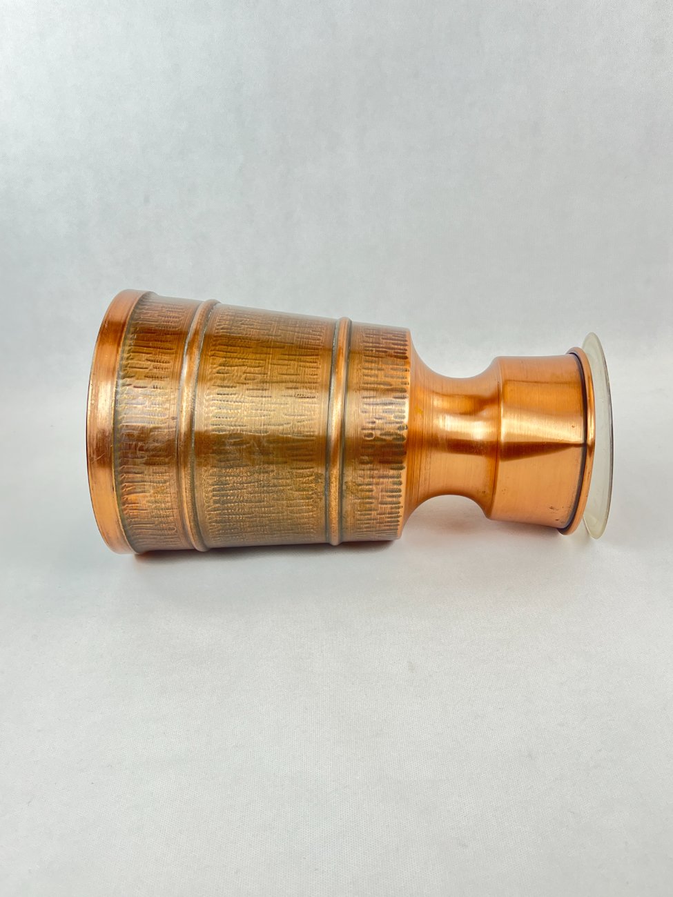 HN0289-metaliniai-indai-9 Varinis ąsotis su plastikiniu įdėklu 22,5x30x38,5 cm