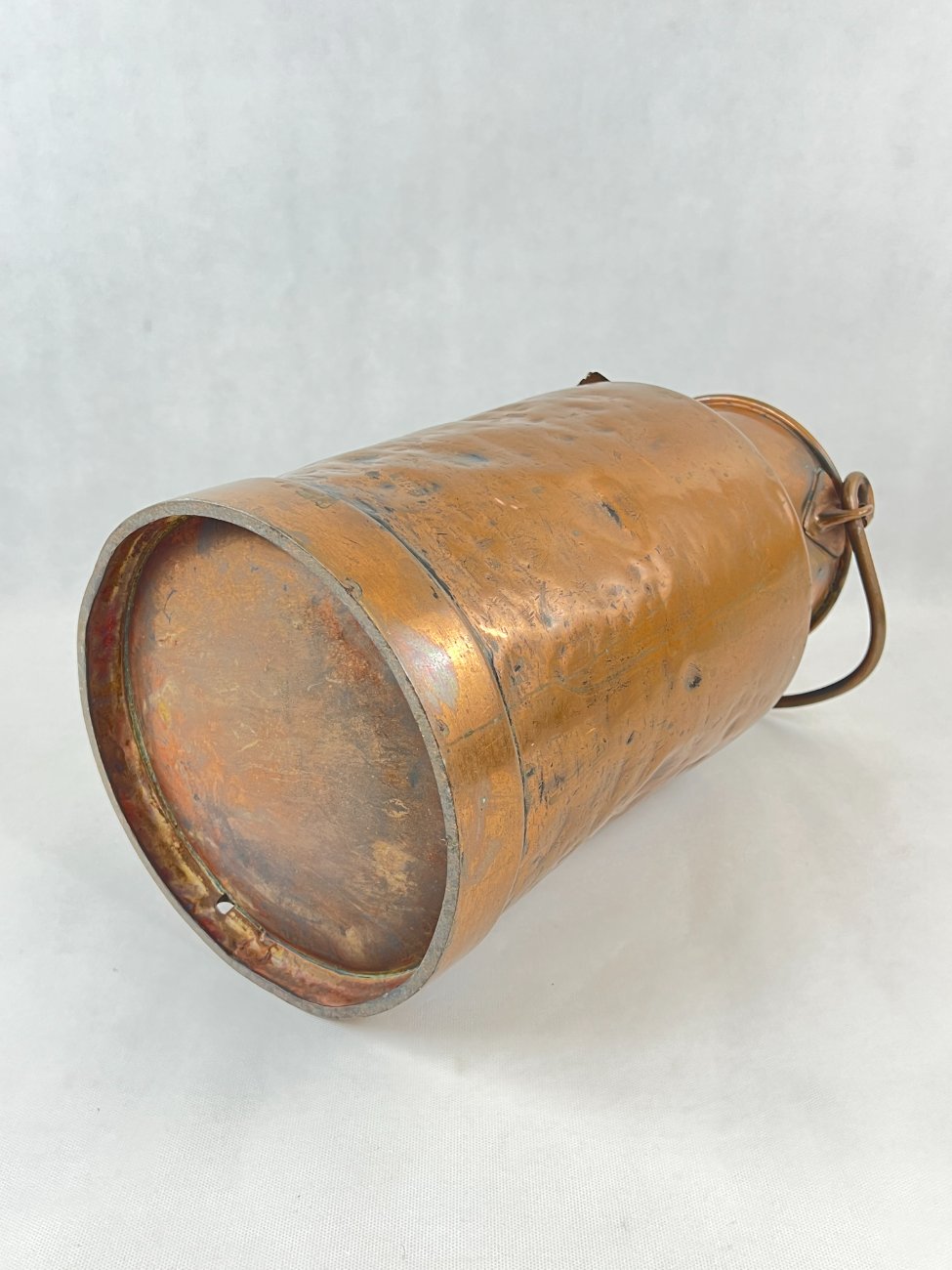 HN0292-metaliniai-indai-10 Metalinis bidonas 25x25x45 cm