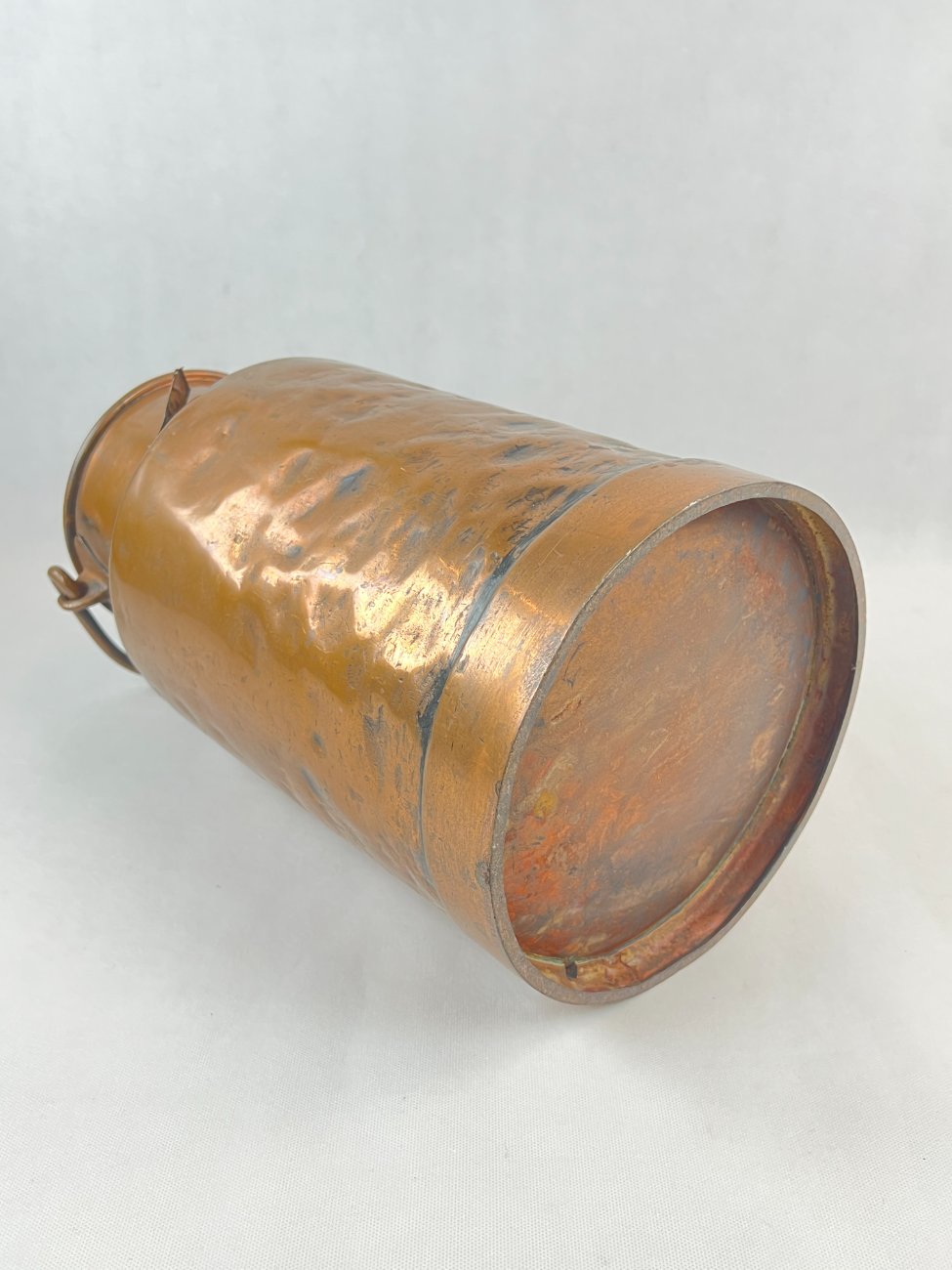 HN0292-metaliniai-indai-9 Metalinis bidonas 25x25x45 cm