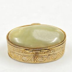 Žalvarinė dėžutė su oniksu 3,5x5x2 cm