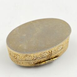 Žalvarinė dėžutė su oniksu 3,5x5x2 cm