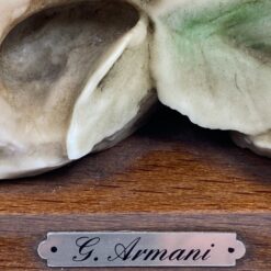 G. Armani keramikinė statula “Balandžių bučinys” 19x25x24 cm