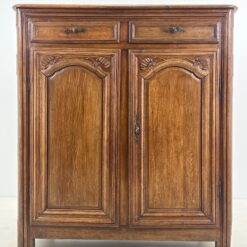 Senovinė ąžuolinė dviejų durų ir dviejų stalčių komoda 61x133x148 cm