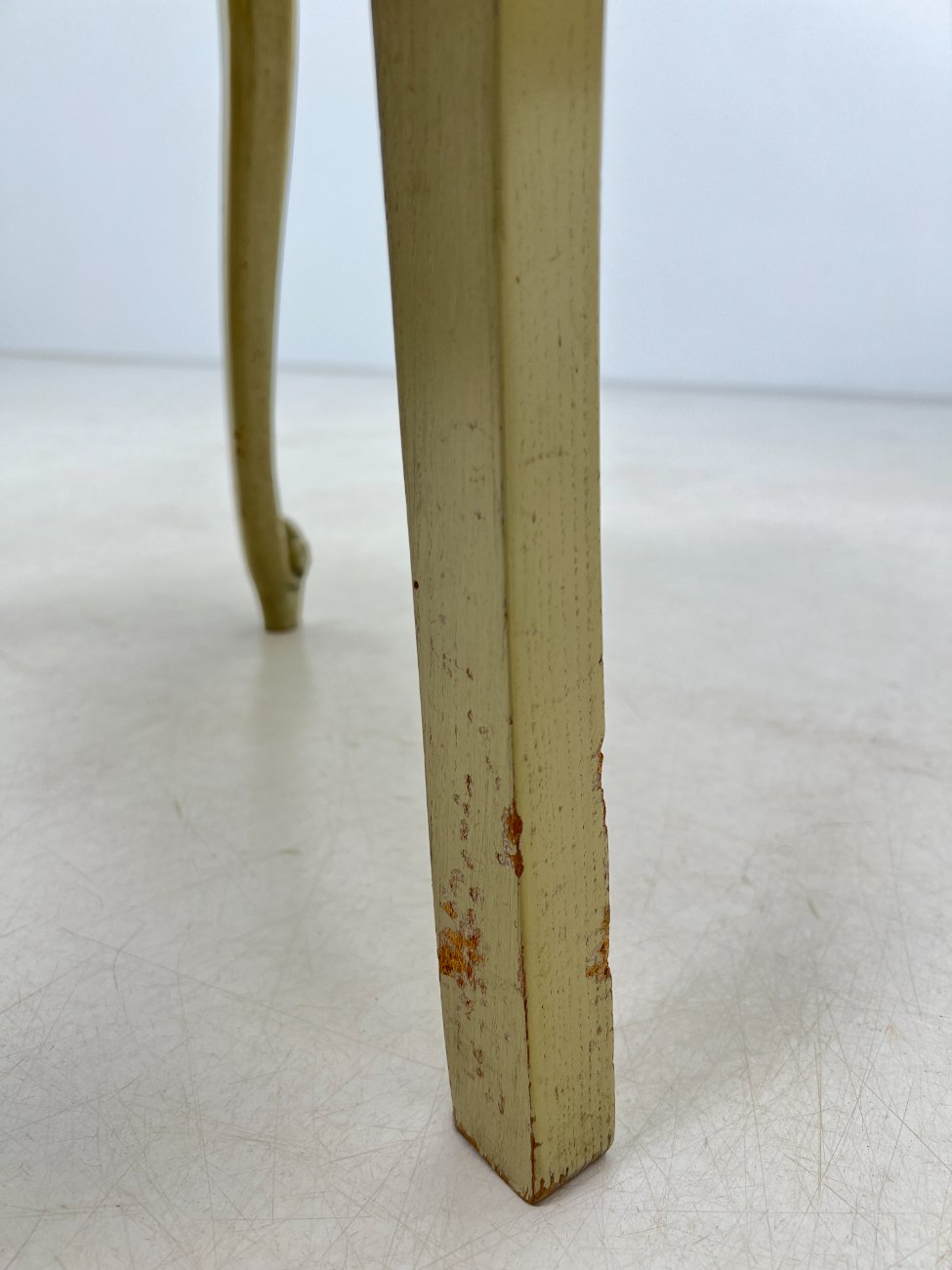 DM0119-kedes-16 Provanso stiliaus kėdės su veliūru 6 vnt. komplektas 55x48x99 cm, 49 cm