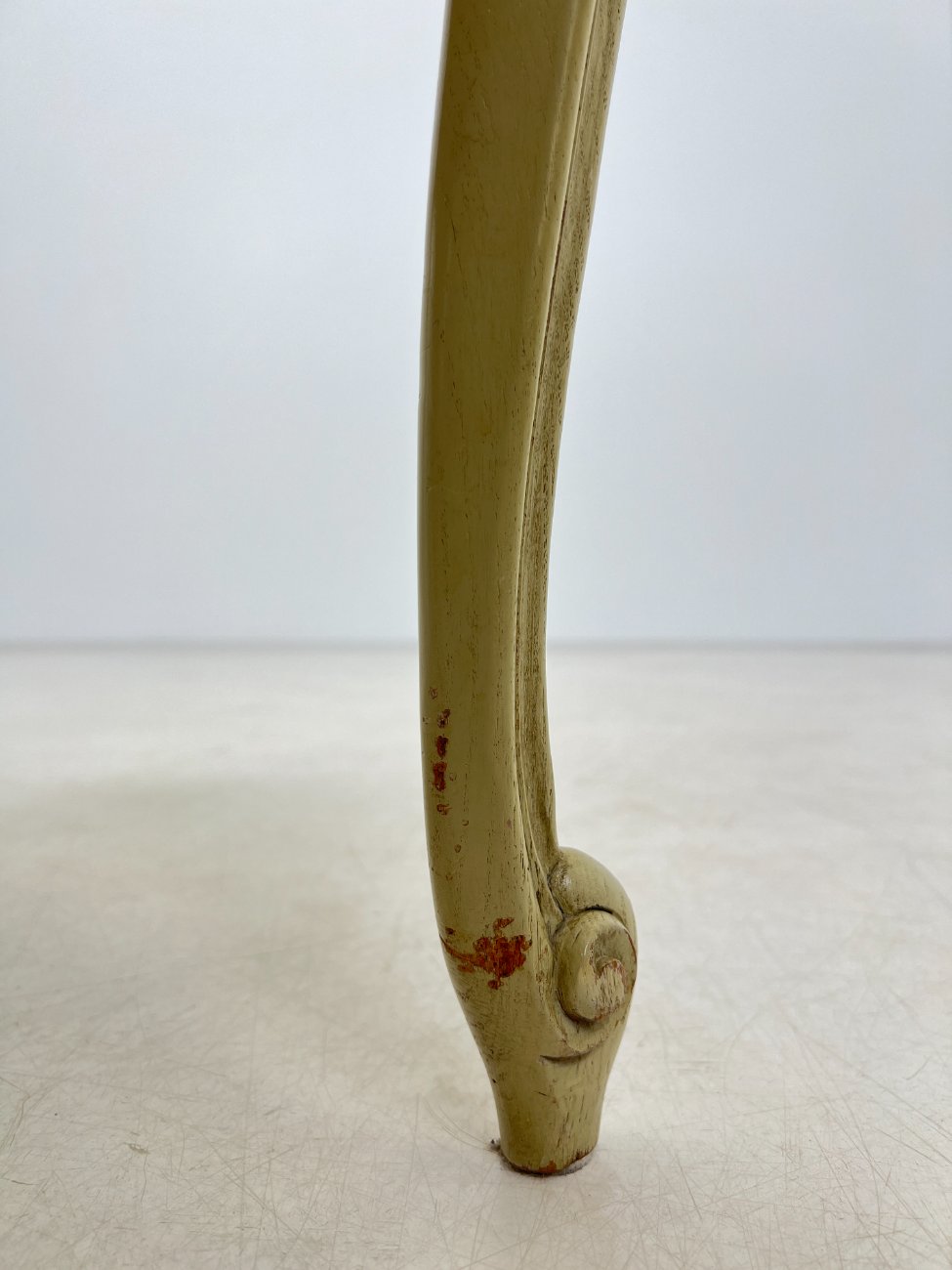 DM0119-kedes-18 Provanso stiliaus kėdės su veliūru 6 vnt. komplektas 55x48x99 cm, 49 cm