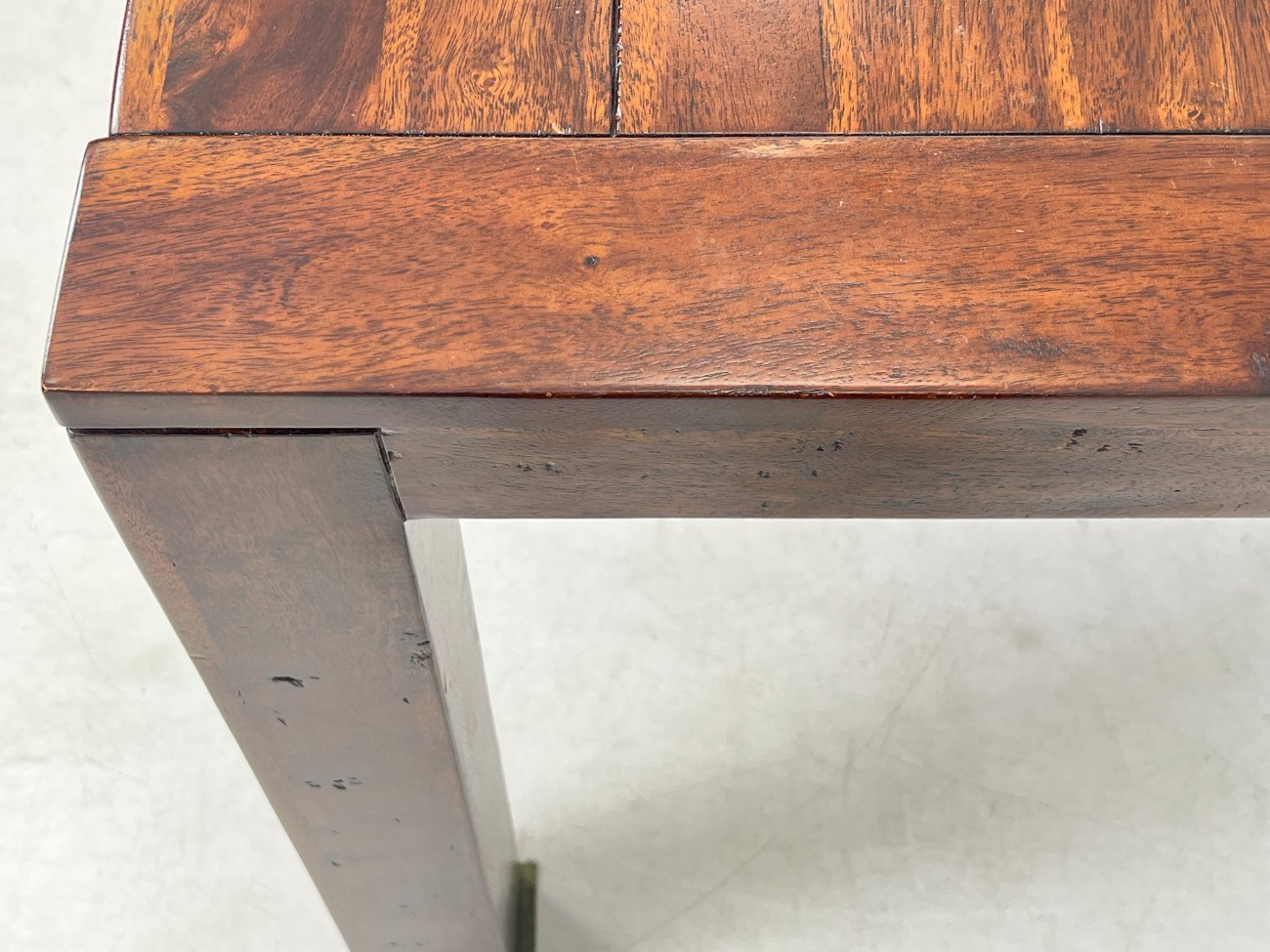 DM0140-stalai-10 Vintažinis medinis valgomojo stalas 90x148x77,5 cm