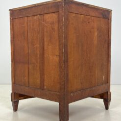 Kampinė inkrustuota raudonmedžio komoda 74x108x108 cm