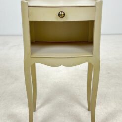 Provanso stiliaus sendinta medinė spintelė 30x37x70,5 cm