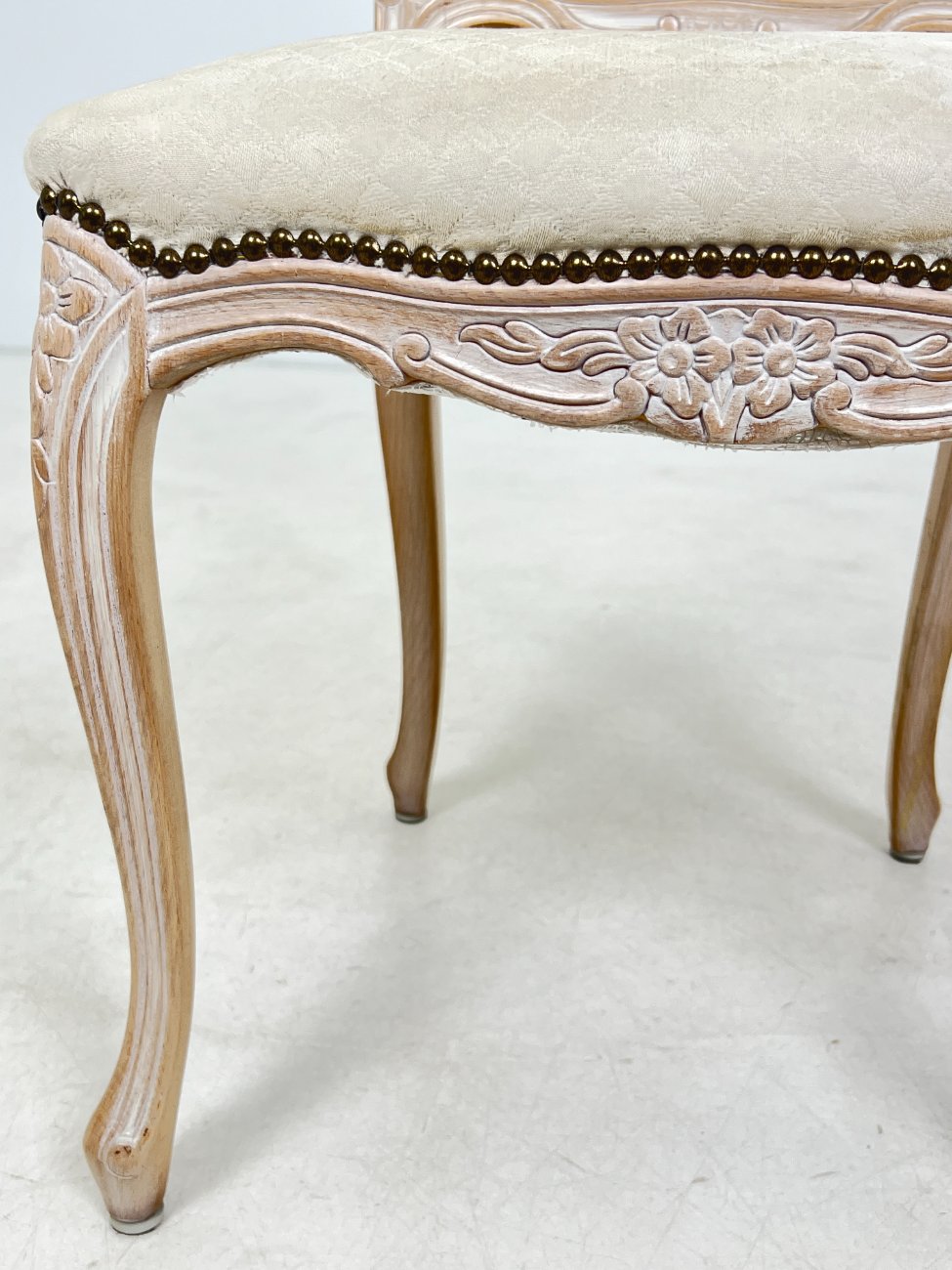 DM0156-kedes-7 Medinės kėdės su gobelenu ir ratanu 2 vnt. komplektas 47x50x99 cm, 48 cm