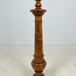 Drožinėta riešutmedžio kolona 22x22x119 cm