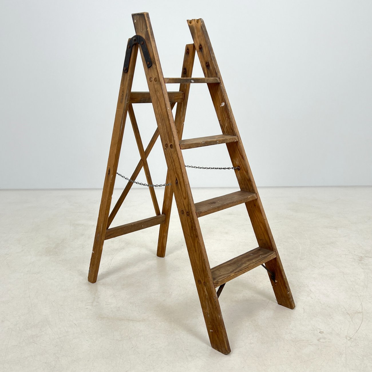 HF0400-irankiai-prietaisai-0 Vintažinės kopėčios 80x43x111 cm