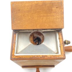 Vintažinė kavamalė 14,5x21x19 cm