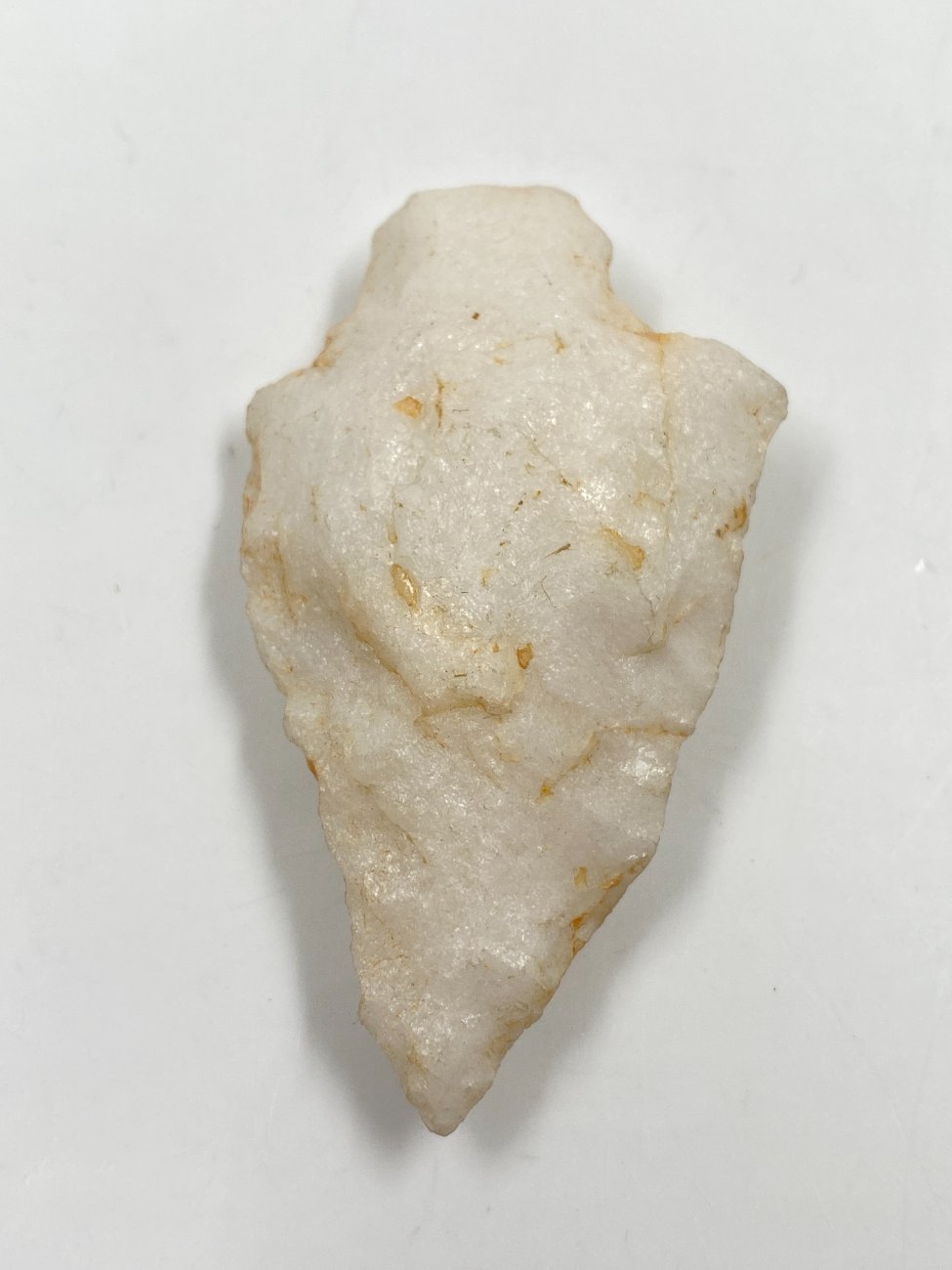 HN0482-ginklu-dalys-3 Strėlės antgalis iš akmens 1,5×3,5×6 cm