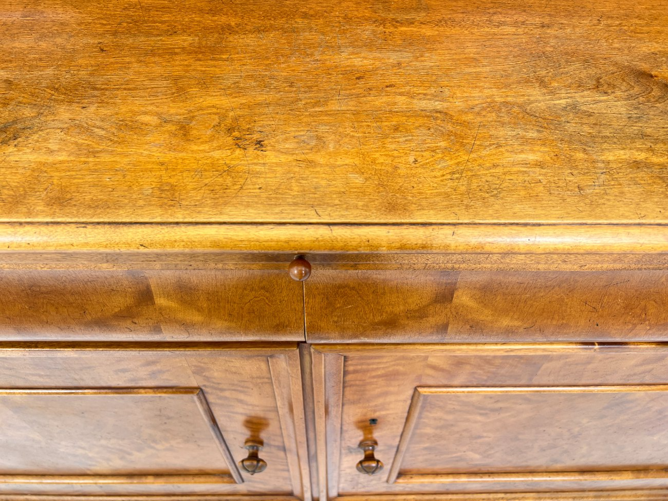 HN0507-bufetai-14 Art deco stiliaus bufetas 65x155x156 cm