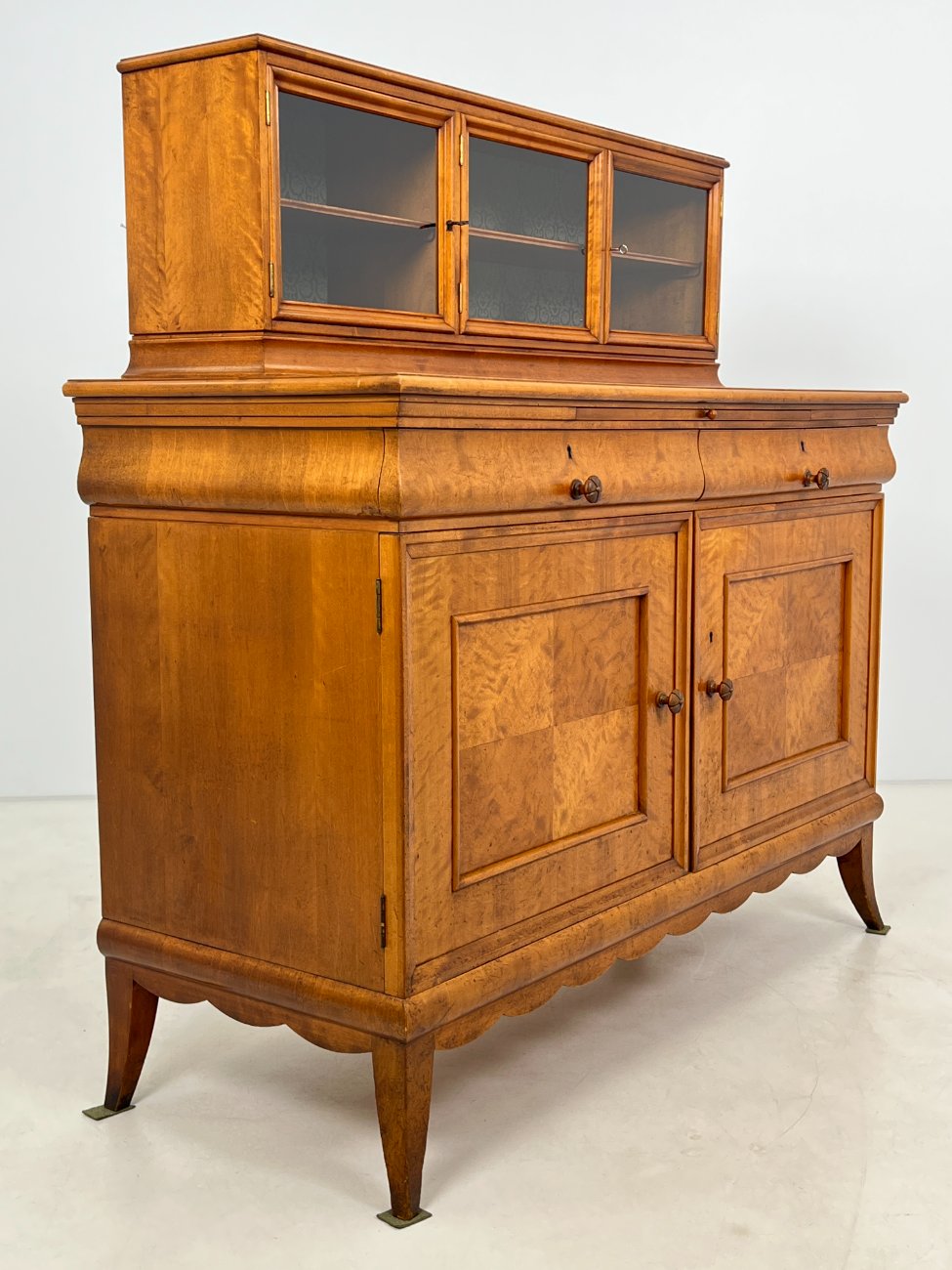 HN0507-bufetai-3 Art deco stiliaus bufetas 65x155x156 cm