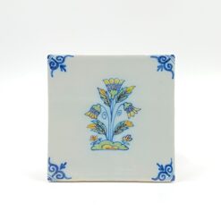 Keramikinė "Royal Tichelaar Makkum" plytelė su rankomis tapytomis gėlėmis 1x13x13 cm
