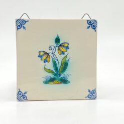 Keramikinė “Royal Tichelaar Makkum” plytelė su rankomis tapytomis gėlėmis 1x13x14 cm