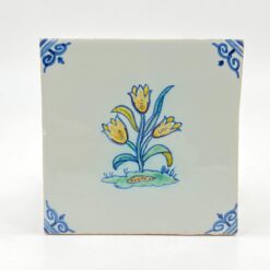 Keramikinė "Royal Tichelaar Makkum" plytelė su rankomis tapytomis gėlėmis 1x13x13 cm