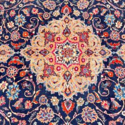 Vilnonis rankų darbo kilimas “Kashan” 390x300x1 cm