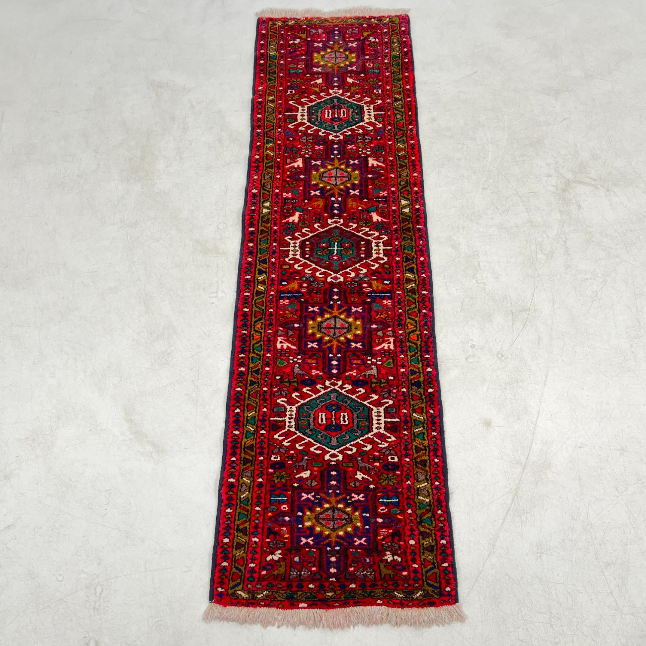 HN0533-kilimai-0 Vilnonis rankų darbo kiliminis takas “Gharajeh” 255x67x0,7 cm