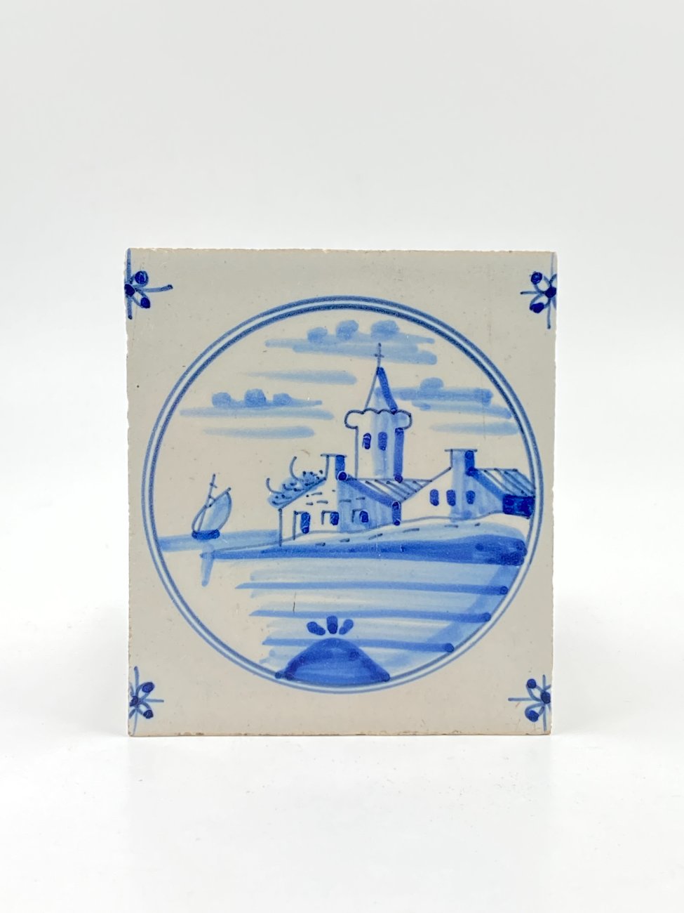 HN0564-interjero-ir-apdailos-detales-2 Keramikinė delftų stiliaus plytelė 1×11,5×13 cm