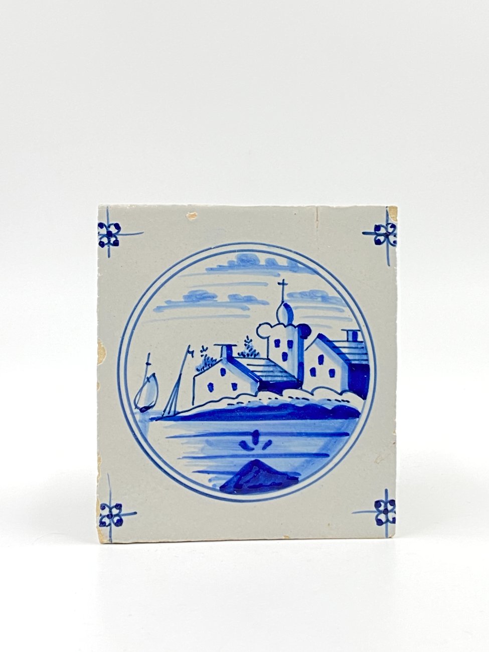 HN0567-interjero-ir-apdailos-detales-1 Keramikinė delftų stiliaus plytelė 1×11,5×13 cm