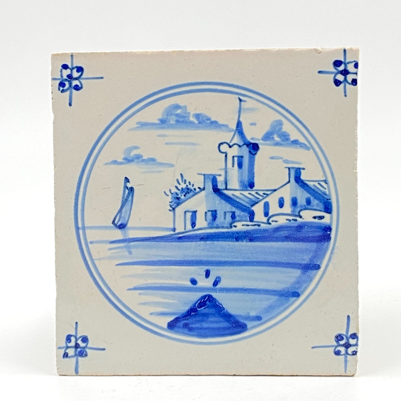 HN0569-interjero-ir-apdailos-detales-0 Keramikinė delftų stiliaus plytelė 1x12x13 cm