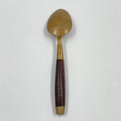 Žalvariniai arbatiniai šaukšteliai medinėmis rankenomis 4 vnt. komplektas 3×13,5×1,5 cm