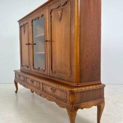 Ilga ąžuolinė komoda su centrinėmis stiklinėmis durimis 47x220x154 cm