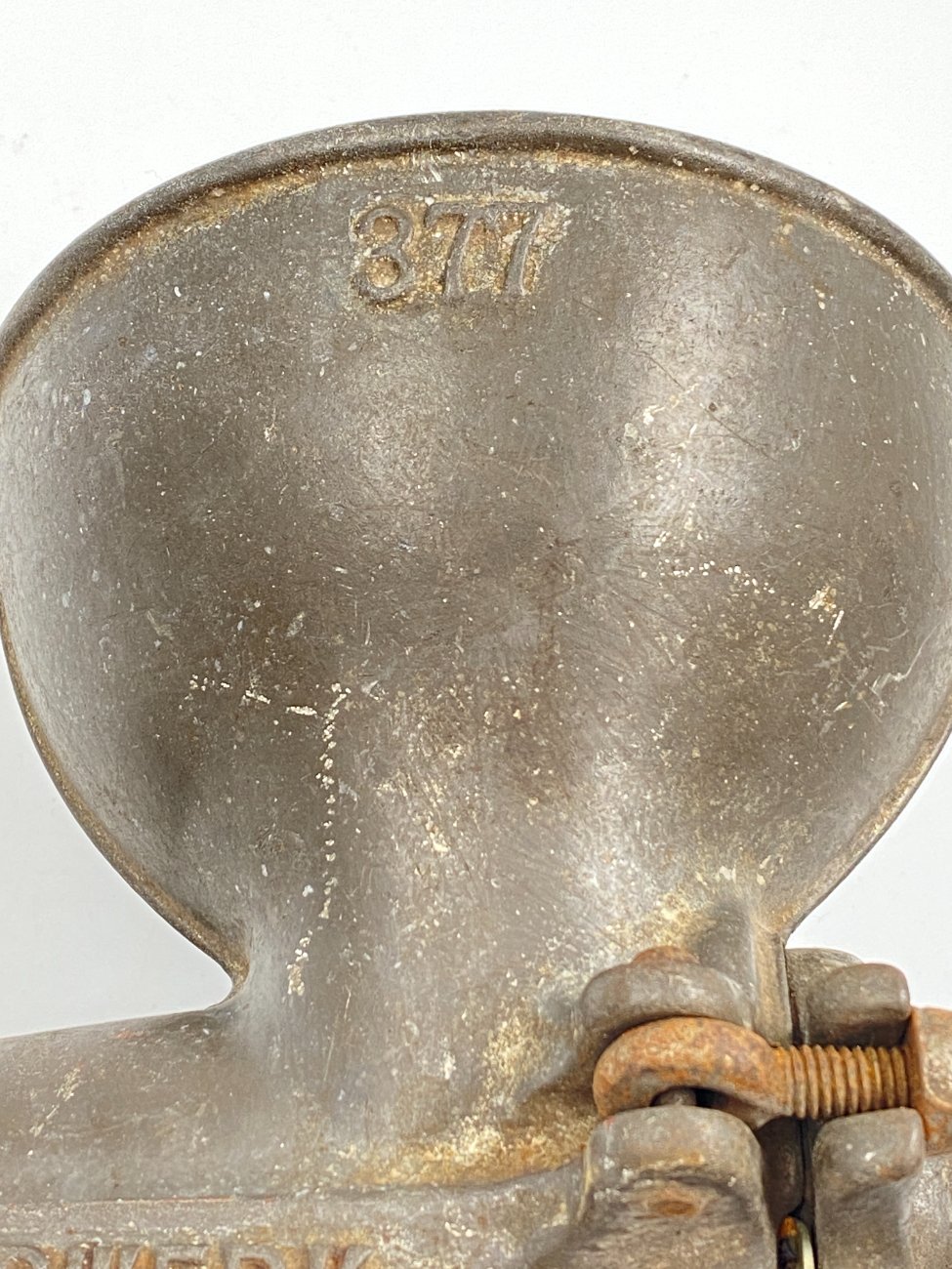 HN0664-irankiai-prietaisai-5 “Alexanderwerk” ant stalviršiaus tvirtinama sulčiaspaudė 31x16x38 cm