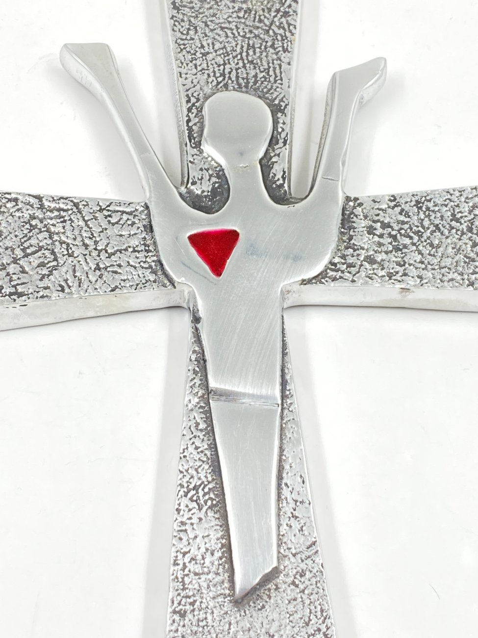 HN0669-kryziai-3 Kabinamas rankų darbo kryžius iš aliuminio 1,5x25x25 cm