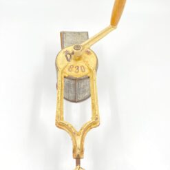 Vintažinė ant stalviršiaus tvirtinama rankinė tarka 21x10x33 cm